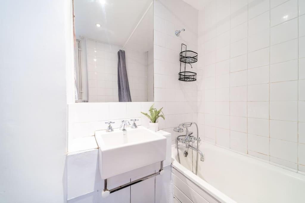 Beautiful One Bedroom Flat In Tavistock Place London Exterior photo
